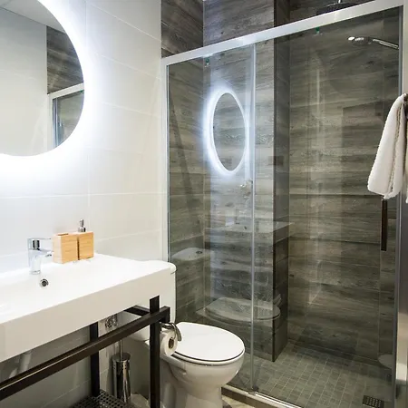 Hotel The Lights 2*